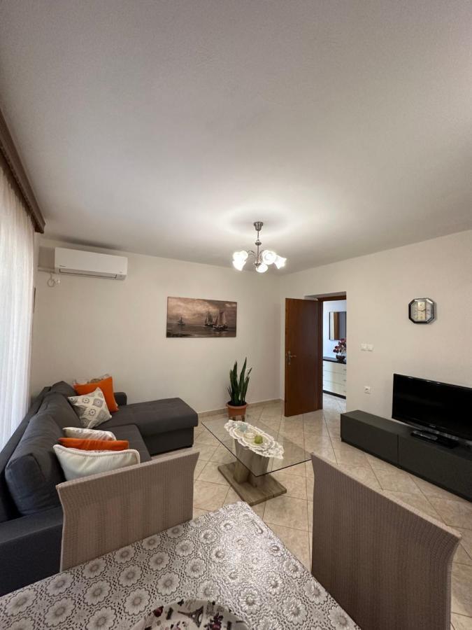 B&S Saranda Apartment エクステリア 写真
