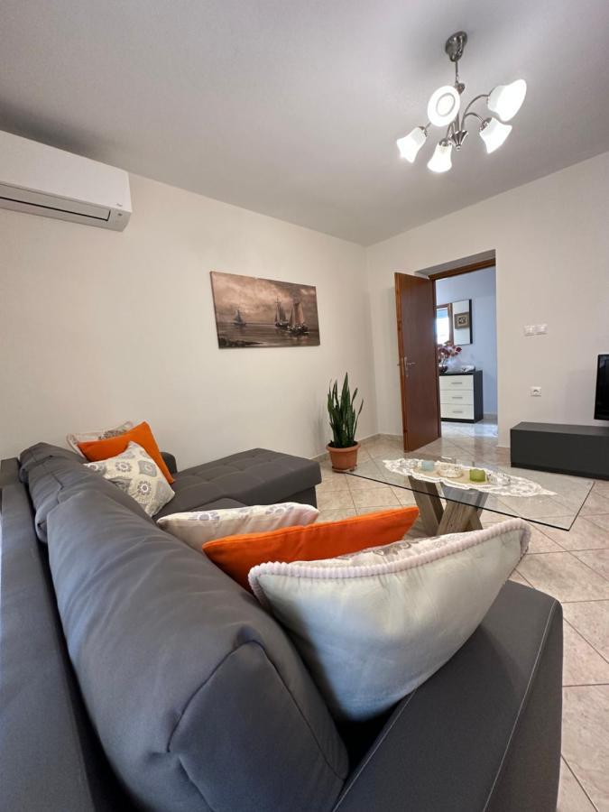 B&S Saranda Apartment エクステリア 写真